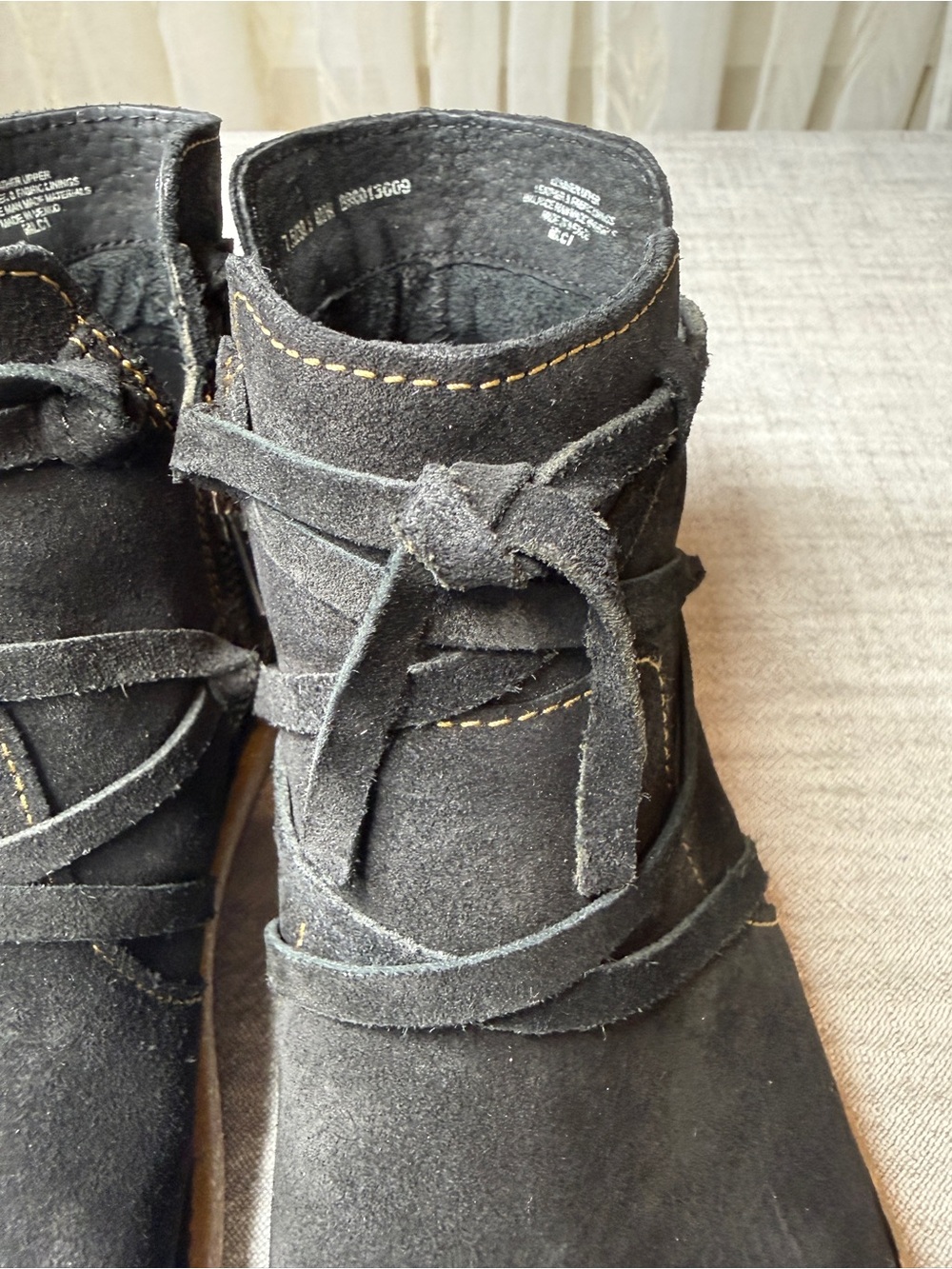 Born Tarkiln Black Distressed Leather Ankle Boots 7.5 - Picture 7 of 16